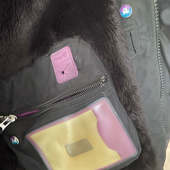 TNA Parka - Picture 4 of 7